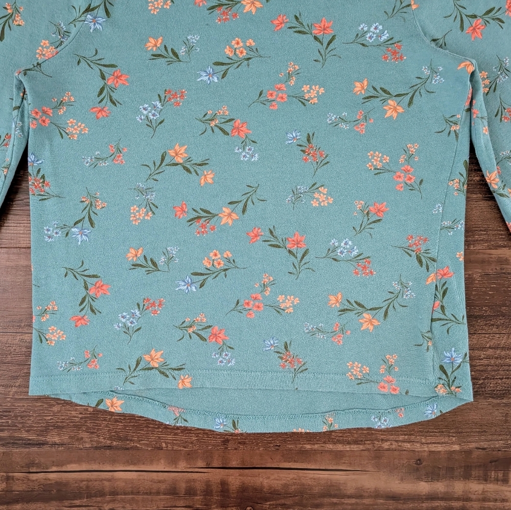 Old Navy Tee Shirt